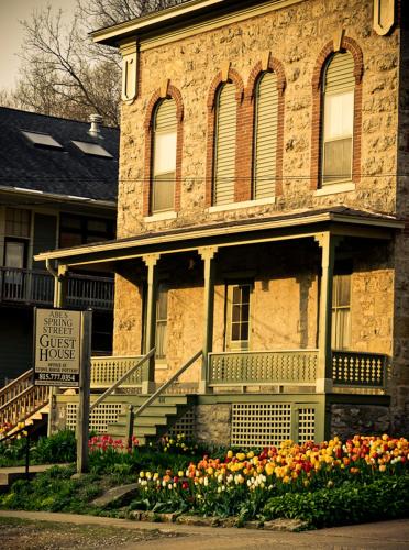 Galena Bed & Breakfast | Abe's Spring Street Guest House