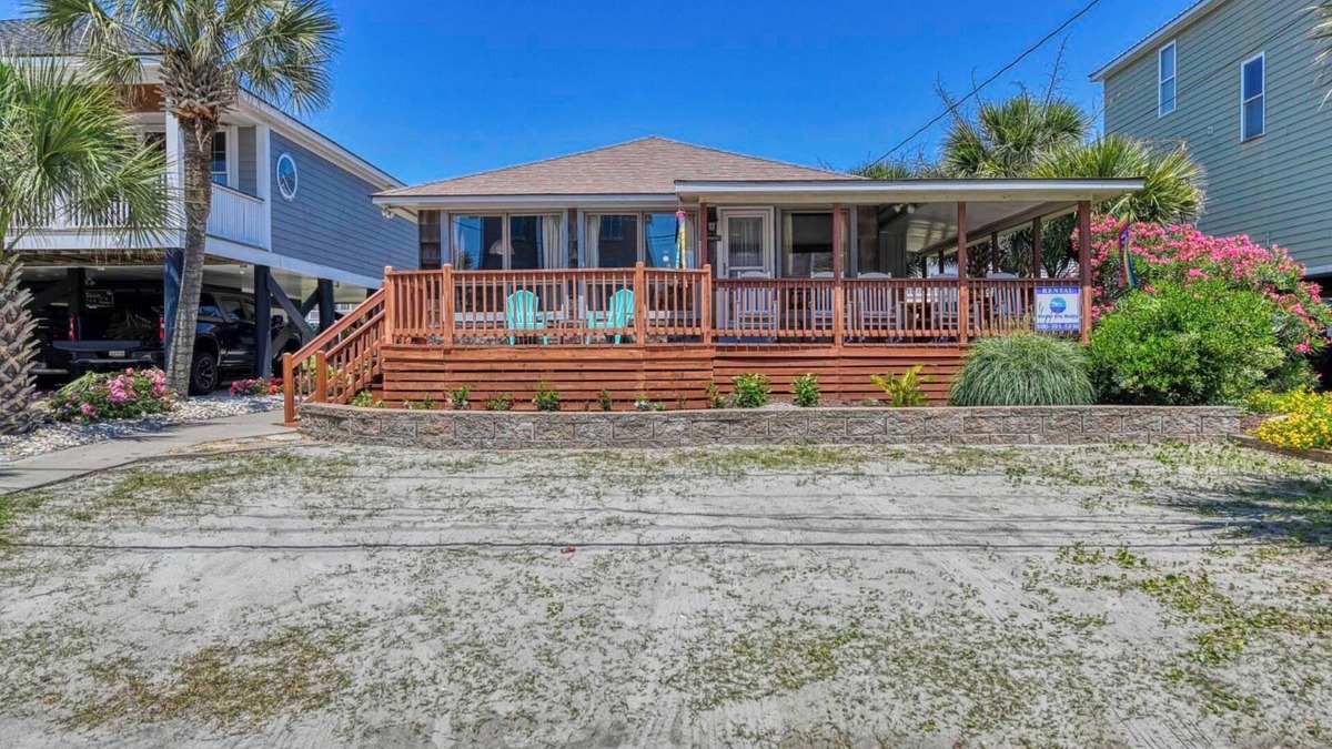 Garden City House | Abernethy Cottage - Three Bedroom, Two Bath Second Row Beach House