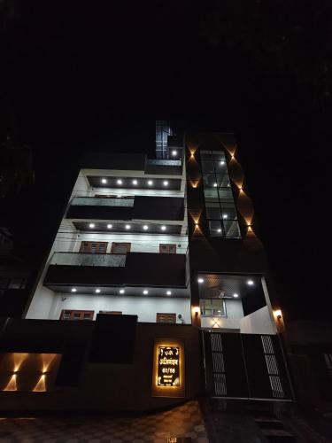 Mansarovar Hotel | Abhinandan Homestay