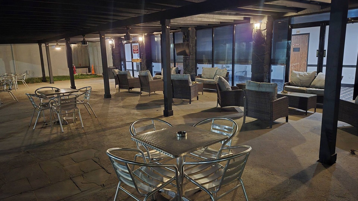 Abilene Hotel | Abilene Whitten Inn