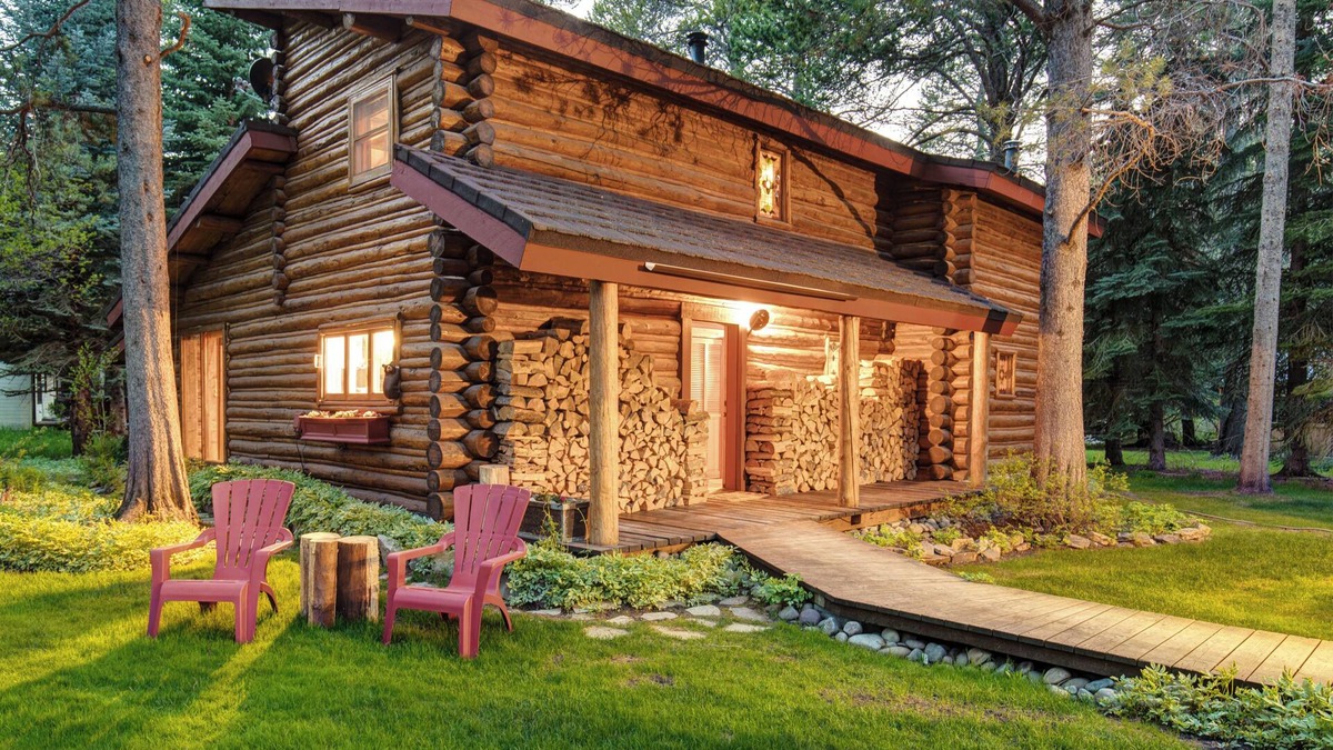 Moose Wilson Road House | Abode at the Aspens | Secluded Fish Creek Mountain Retreat | Hot Tub | Close to Village & Nat. Parks