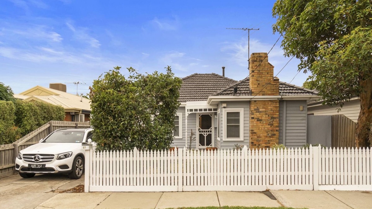 Yarraville House | ABODE ON ADENEY FREE WIFI/PET FRIENDLY