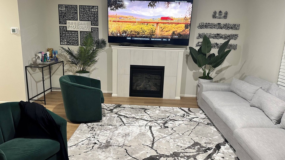 Sultan House | About 43 miles from Seattle. You can drive up to Stevens Pass and leveanworth.