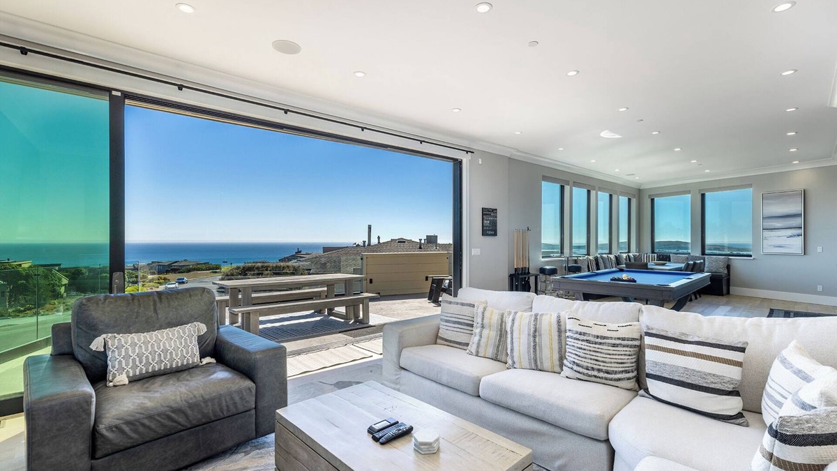 Bodega Bay House | Above Par: Spa, Coastal Views, Pool table, Walking Distance To Beach