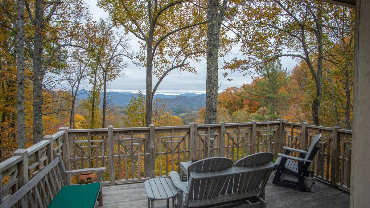 Mountain Air Villa | Above the Pines- Private Club Access