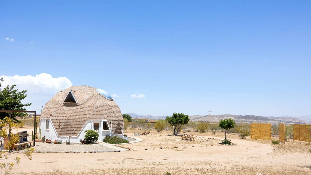 Landers House | 🌵Abracadabra Dome in the Desert - Come Experience the UNIQUE and Cozy🌵