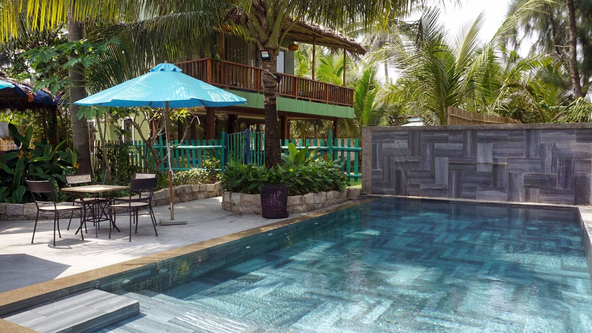 Cam An House | Absolute beach front on An Bang Beach. Oozing style, Salt Villa sleeps 6 (to 8)