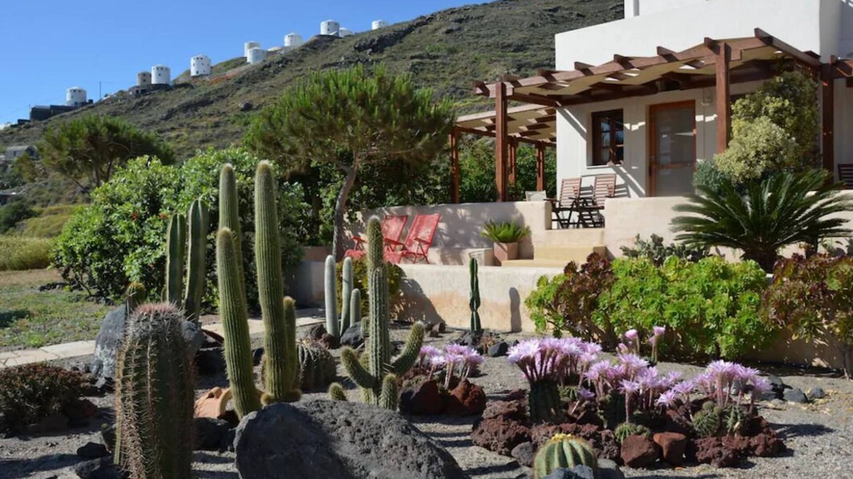 Imerovigli House | Absolute Peace in a beautiful setting - south villa