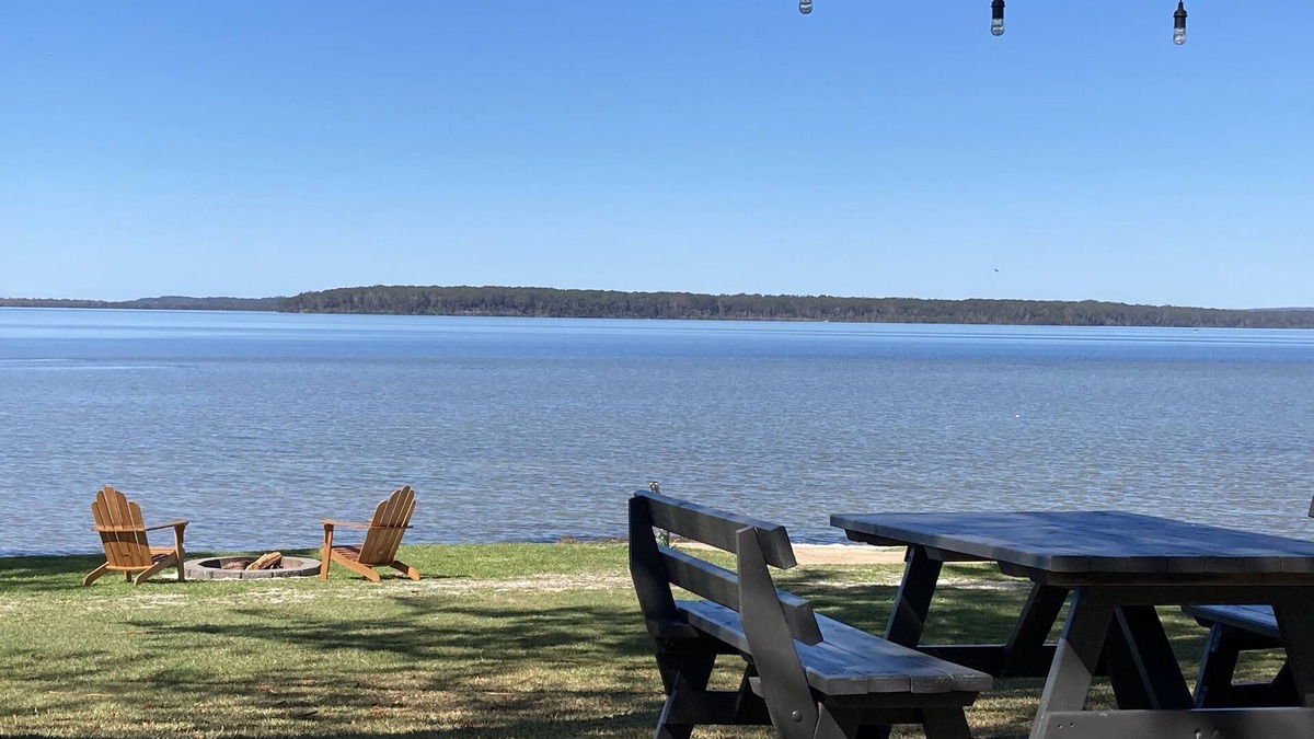 Sanctuary Point House | Absolute Waterfront Accomodation!