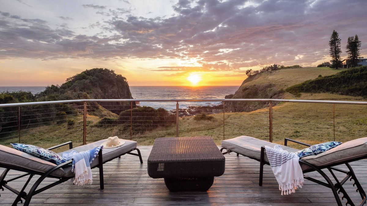 Scotts Head House | Absolute waterfront beach house with massive deck - family and dog friendly