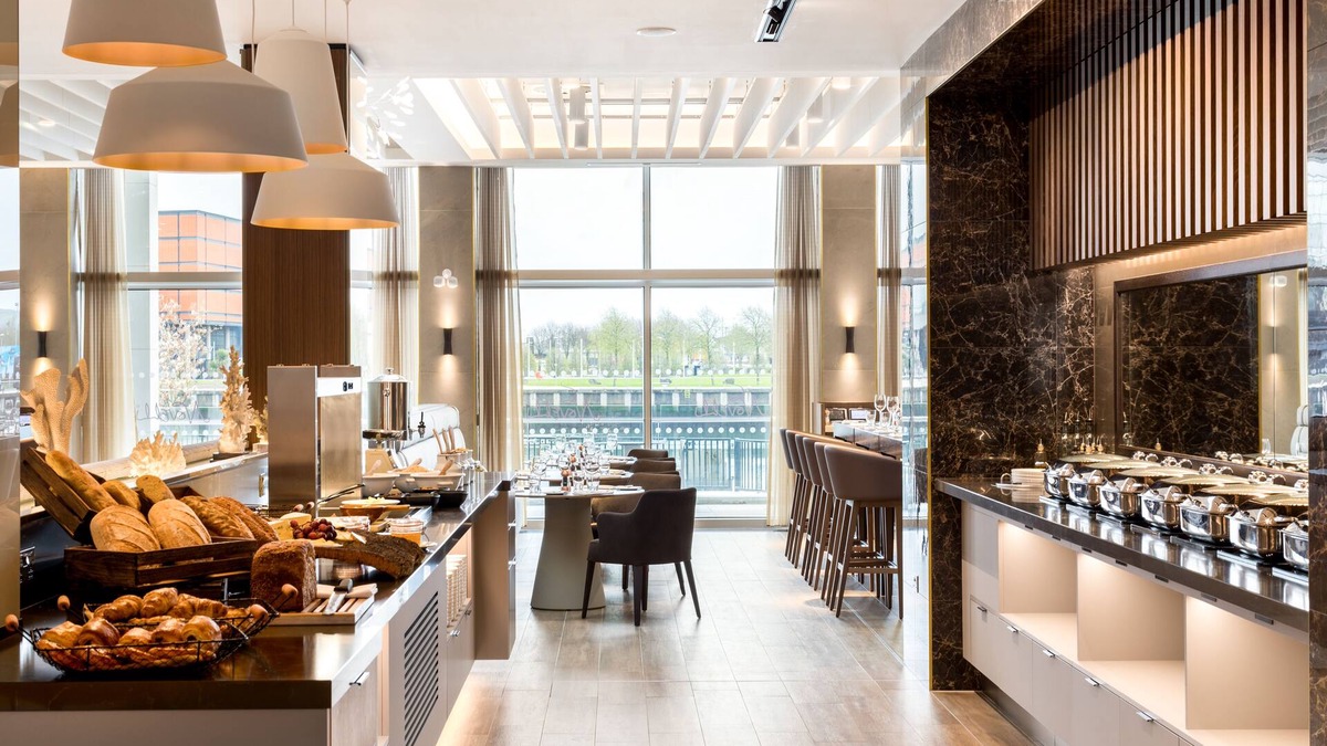 Belfast Hotel | AC Hotels by Marriott Belfast
