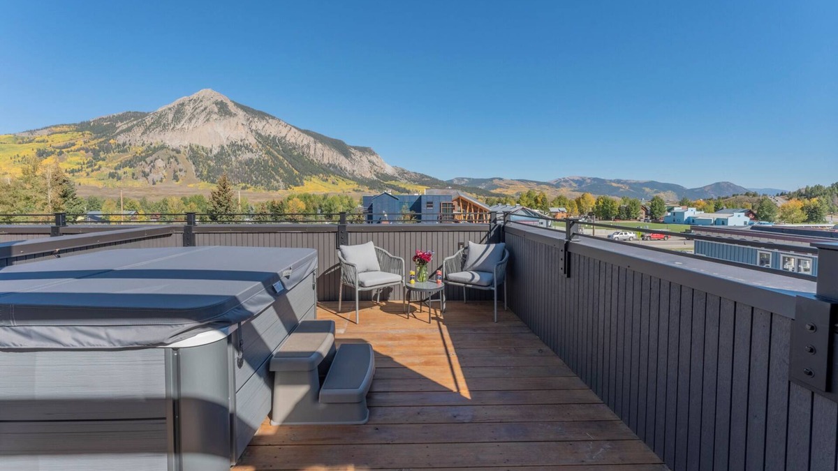Crested Butte House | Academy Place | Larkspur