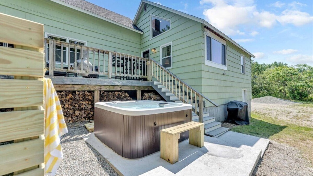 Ellsworth House | Acadia - Hot Tub - Fire Pit - Bay Water Views