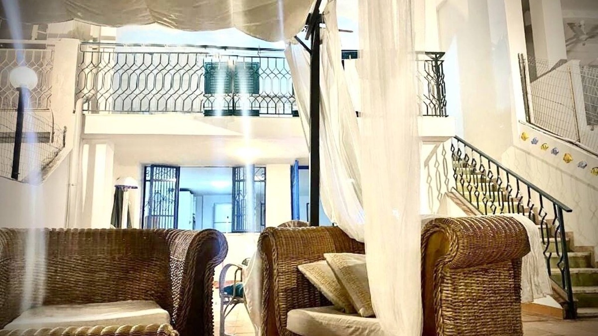 Falerna Villa | Accogliente Villino Fronte Mare