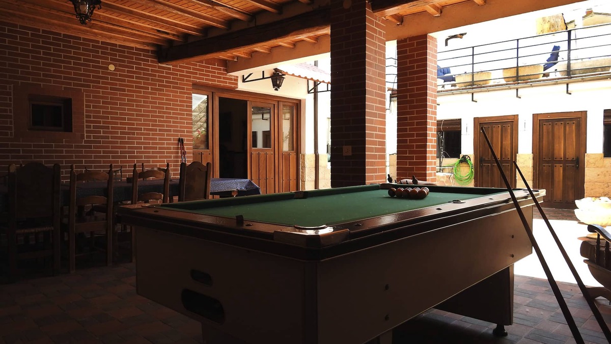 Cimanes del Tejar Cottage | Accommodation for groups and village with special charm, 20 minutes from LEÓN.