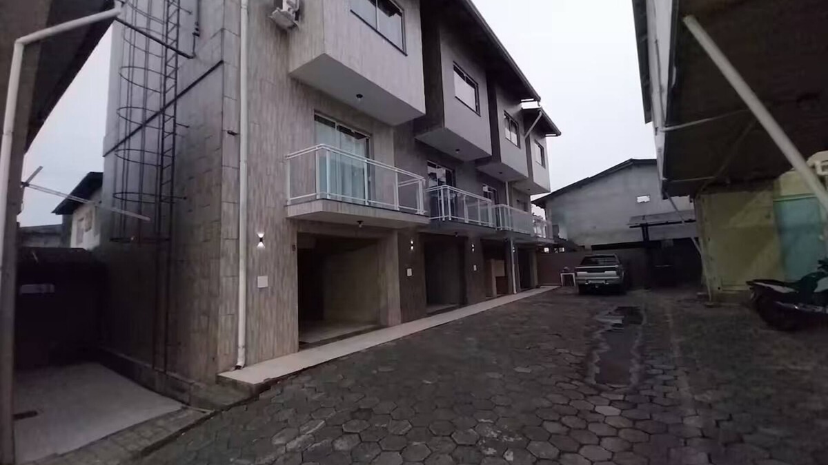 Cidade Nova Apartment | Accommodation for up to 14 people