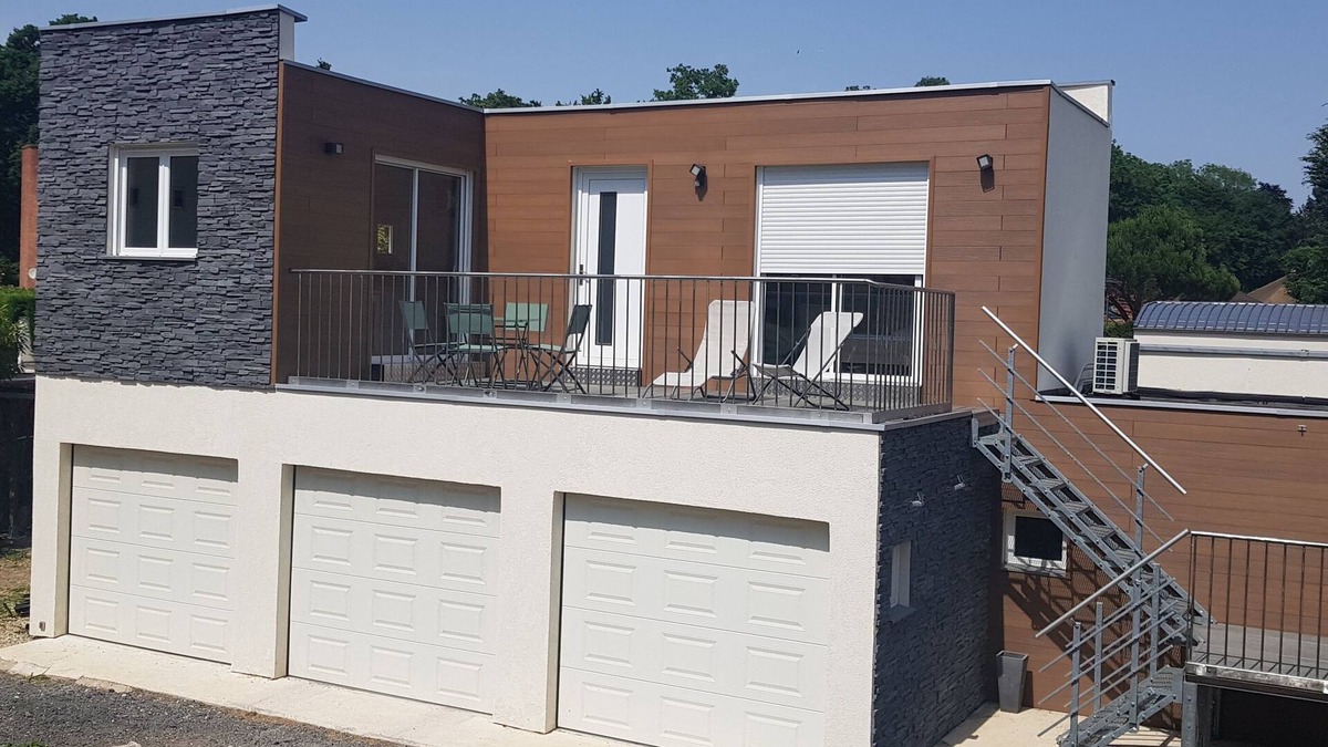 Coupvray Apartment | Accommodation with large terrace