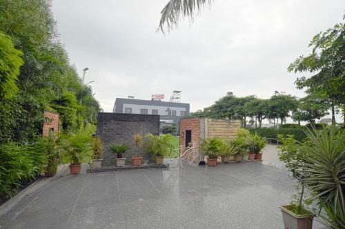 Indore Resort | Aceotel Resort 7th Cloud, Indore