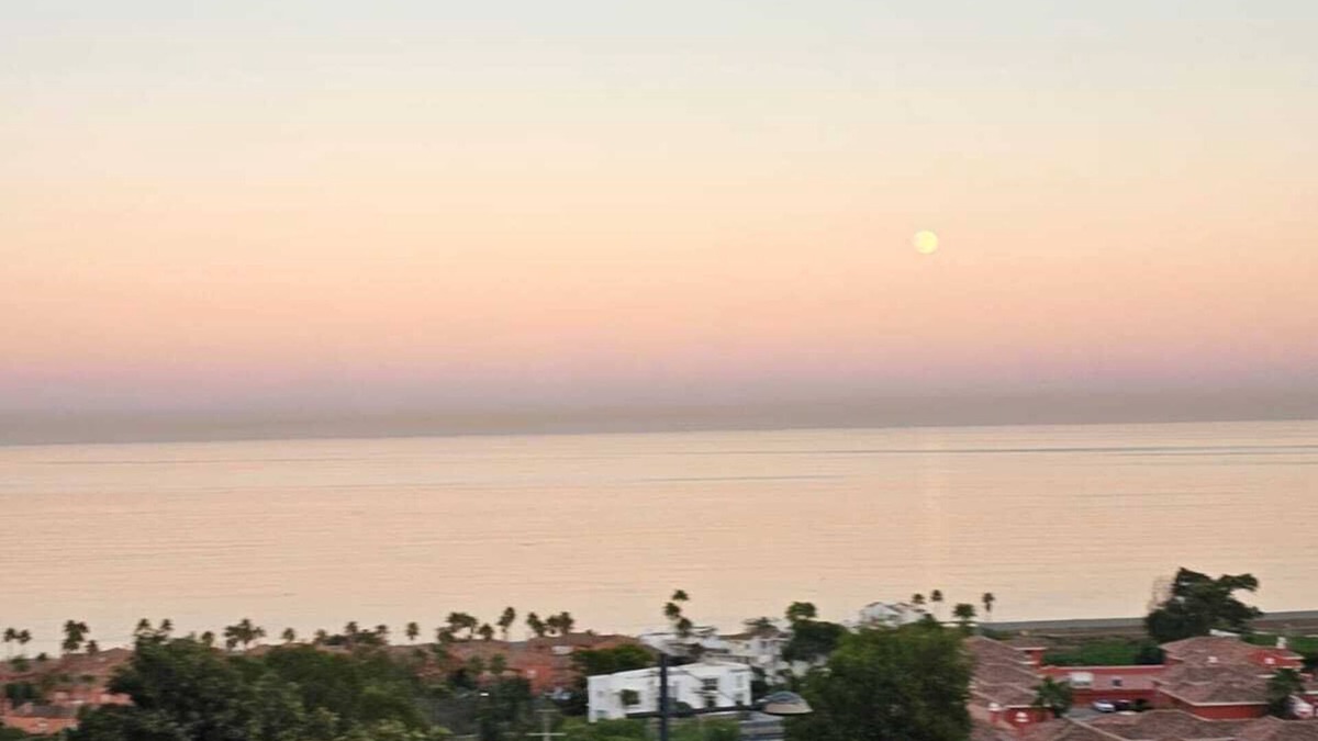 Alcorrin Apartment | Acogedor Piso en Manilva a Unos Minutos del Puerto de la Uquesa