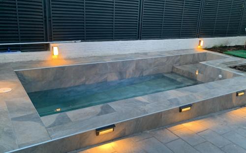 Villa de Vallecas Villa | Acogedora casa en Madrid con piscina privada, jacuzzy y garaje