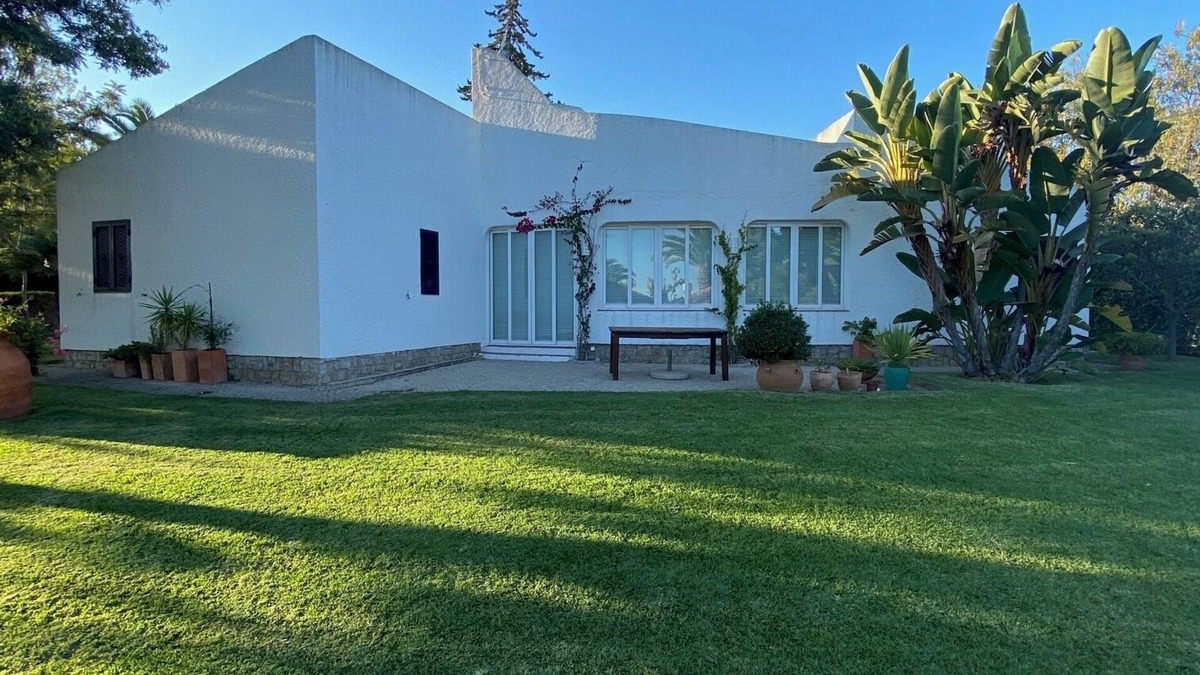 Santa Luzia Villa | Acolhedora Villa de Charme em Tavira! A 15 Minutos a pé da Praia do Barril