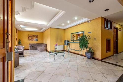 Floresta Apartment | Aconchego e praticidade esperam por você em Gramado!