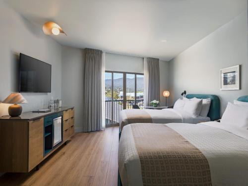 Mill Valley Hotel | Acqua Hotel