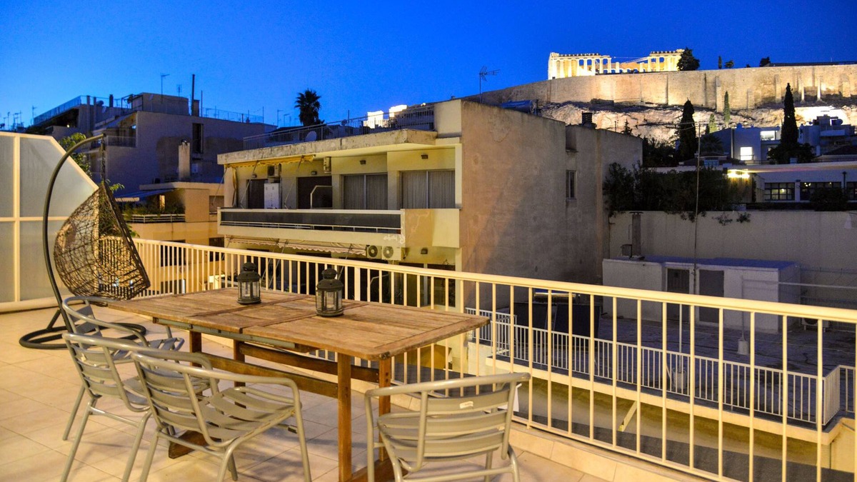 Makrigianni Apartment | Acropolis balcony view 3 min walking to the Acropolis hill