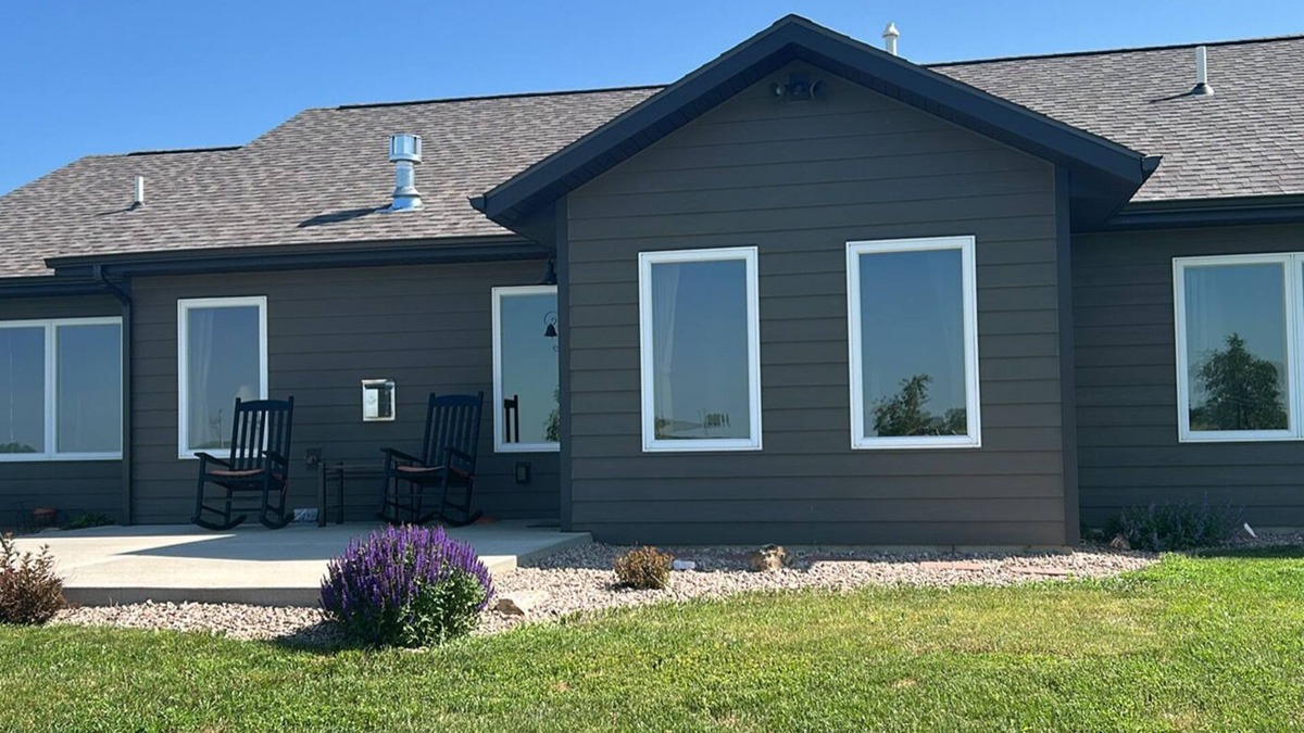 Deadwood House | ADA friendly beautiful 9 acre country home only 7 minutes from Sturgis.