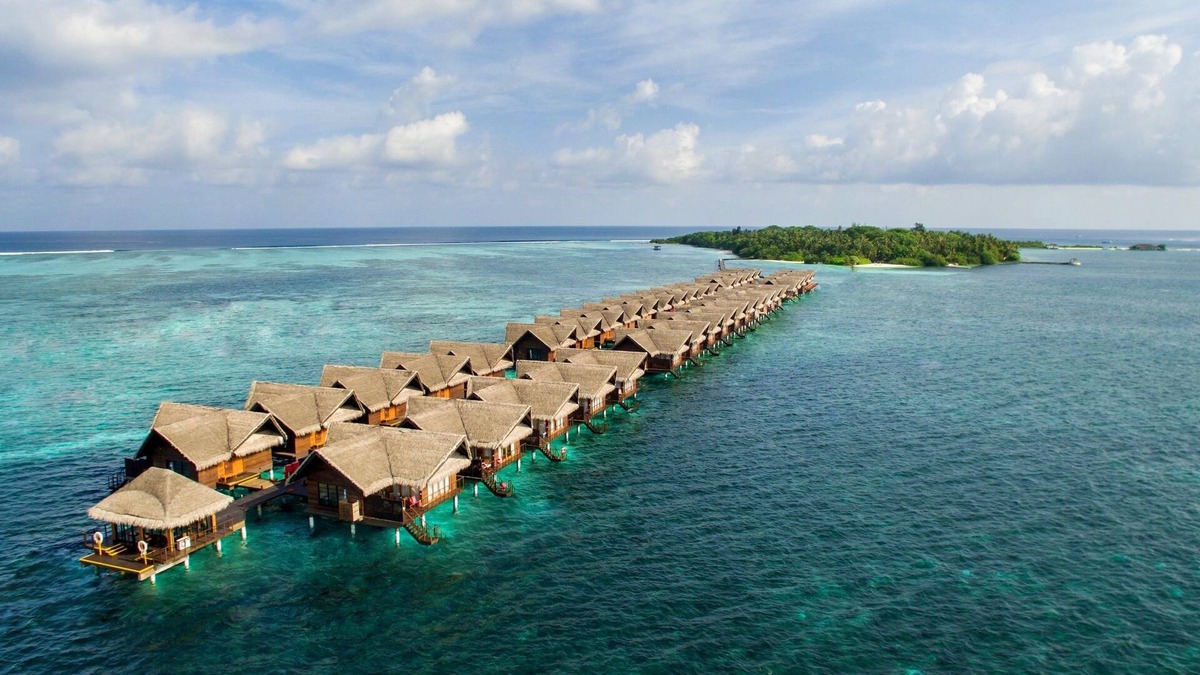 Lhohifushi Resort | Adaaran Select Huduran Fushi - with 24hrs Premium All Inclusive