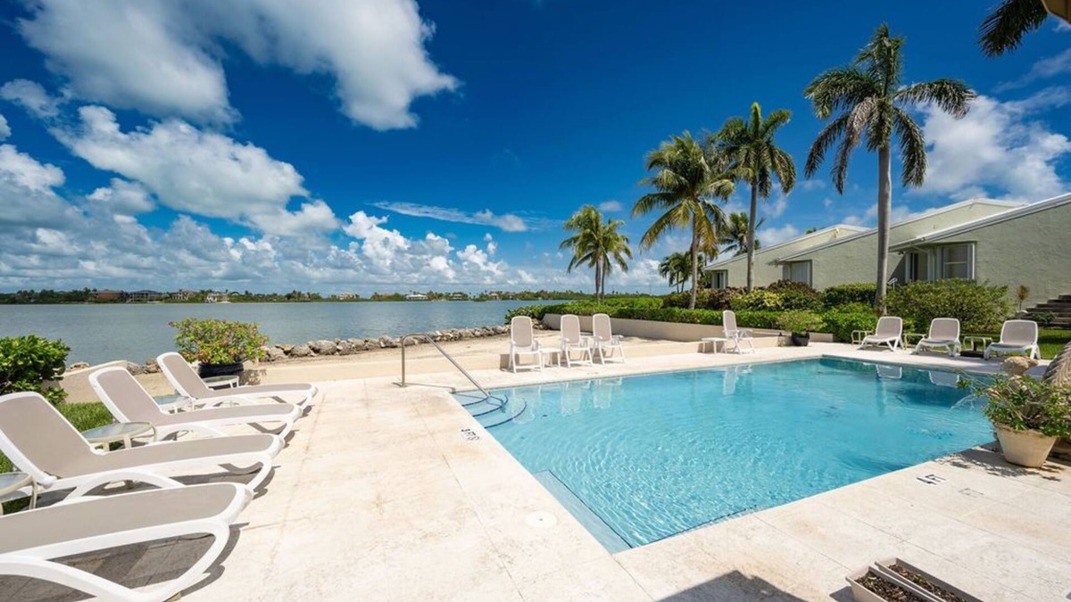 Key West House | Add new headline