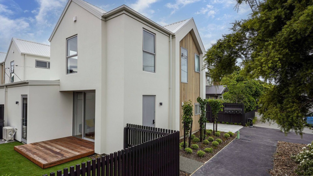 Addington House | Addington Delight - Christchurch Holiday Home