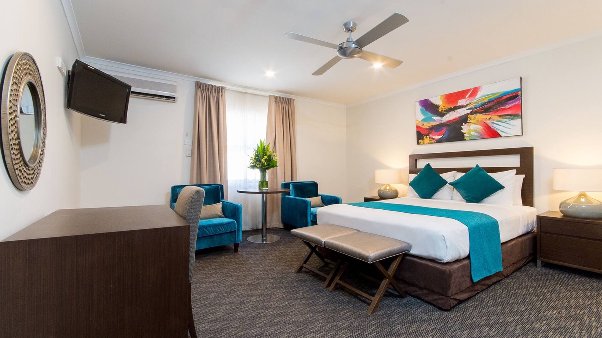 Kent Town Hotel | Adelaide Royal Coach