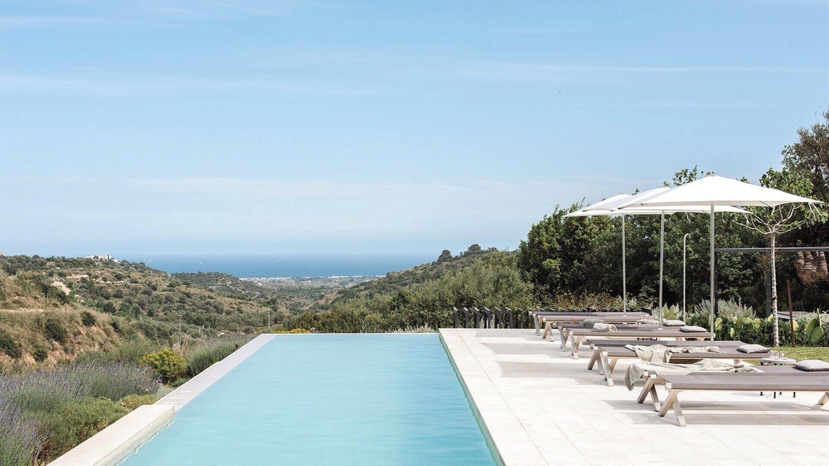 Avola Villa | Adesso - Four Bedroom Villa, Sleeps 8