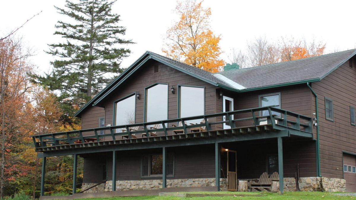 Bloomingdale House | ADK Camp Cardinal -Serene Adirondack Luxury Cabin- Hot Tub