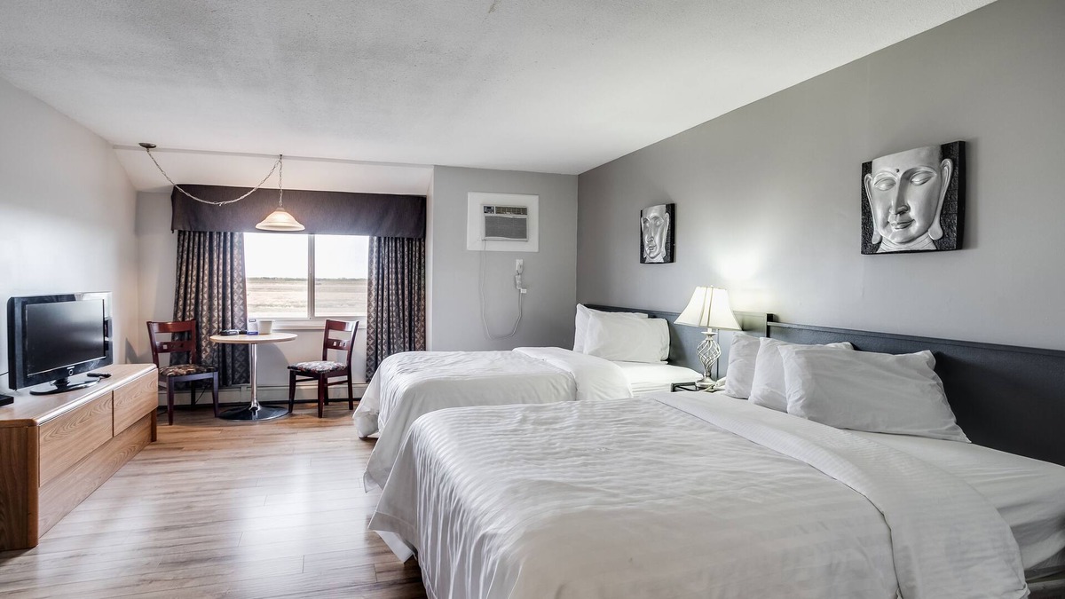 Martensville Hotel | Adobe Inn