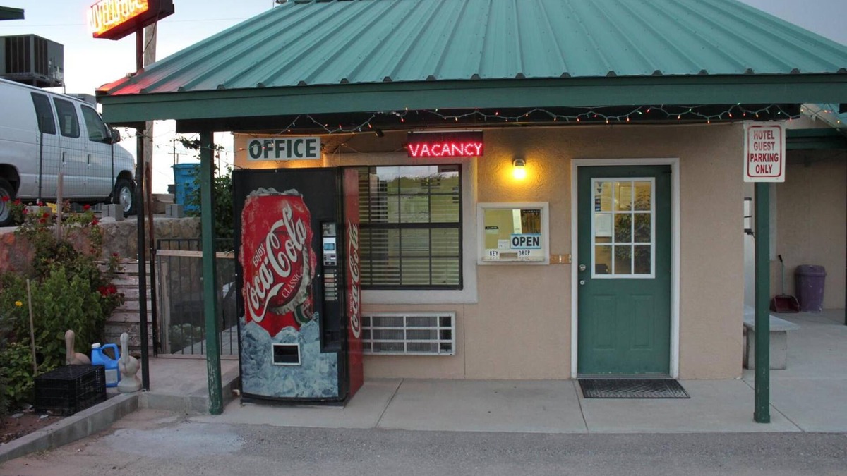 Clint Hotel | Adobe Inn Motel