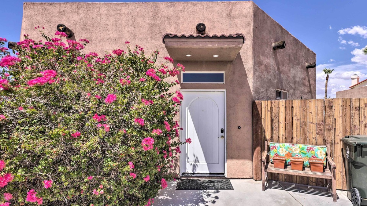 Sunridge Estates Cottage | Adobe Oasis in Bullhead City w/Private Pool!