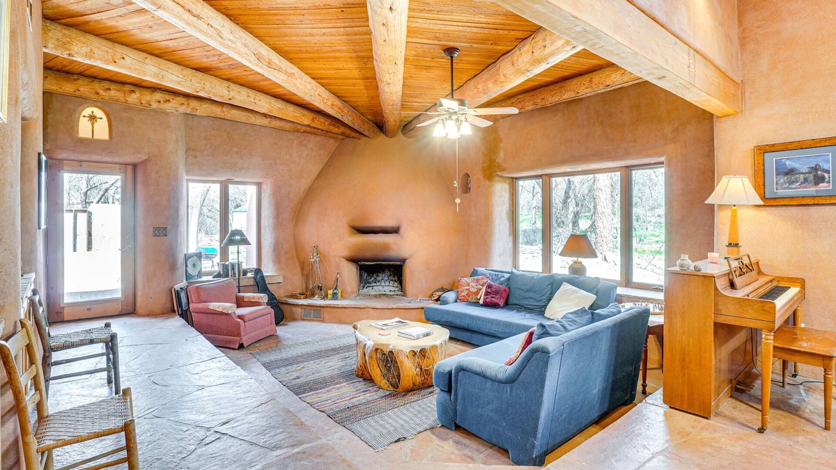 Saint David House | Adobe St David Vacation Rental Near River!