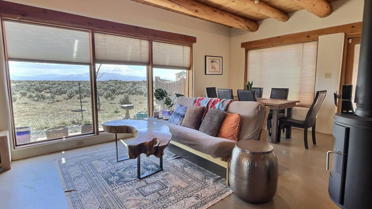 Taos House | Adobe Tranquillo Mountain Views