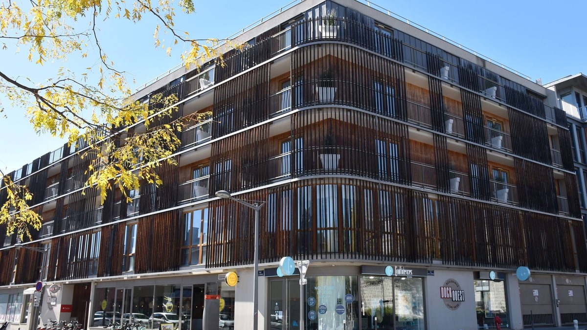 9th Arrondissement Apartment | Adonis Lyon Dock Ouest