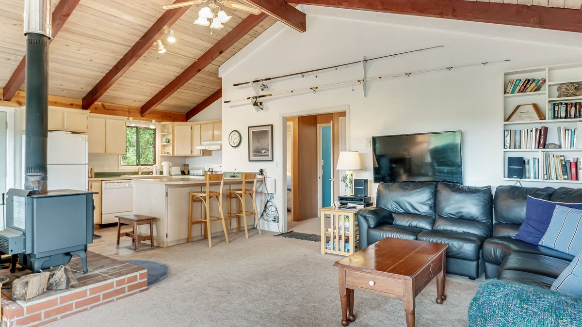 Copalis Beach House | Adorable cottage near the beach w/wood stove, firepit, & full kitchen