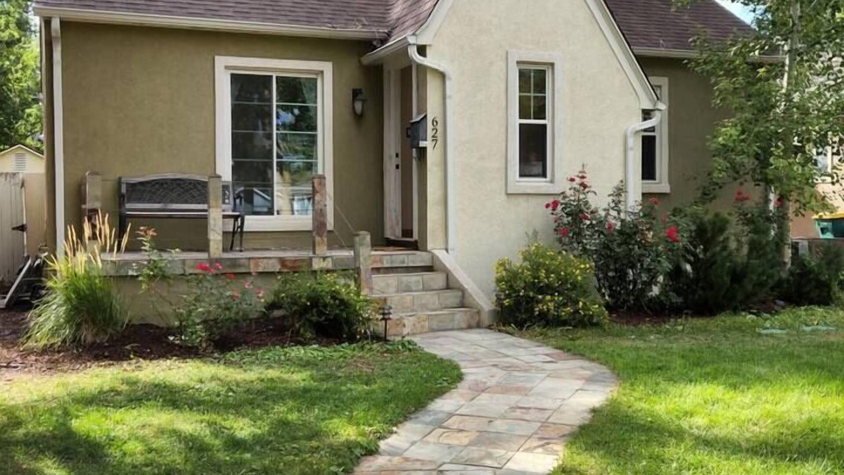 University North House | Adorable house next to campus