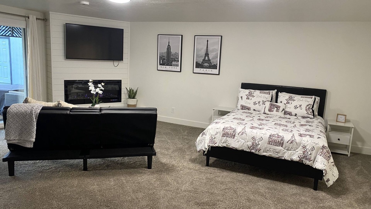 Taylorsville Apartment | Adorable Studio by SLCC