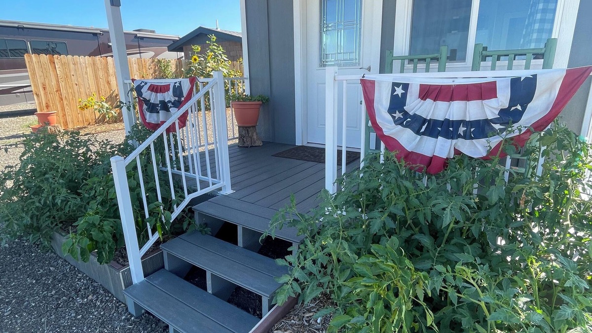 Prescott Valley Cabin | Adorable Tiny house on small farm, fresh eggs and seasonal produce daily .