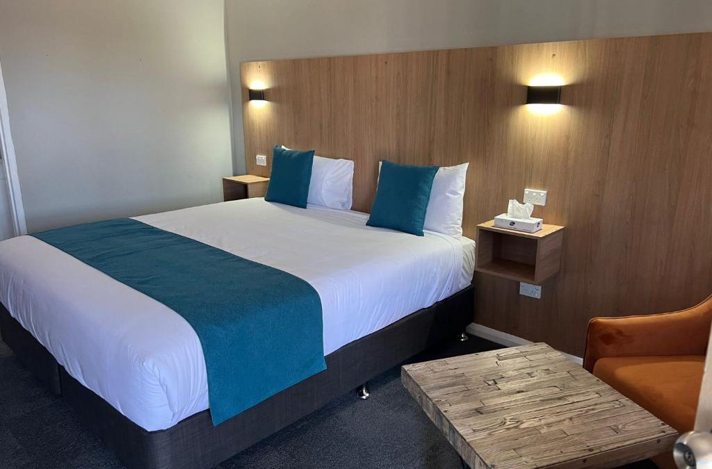 Forbes Hotel | Adrian Motel