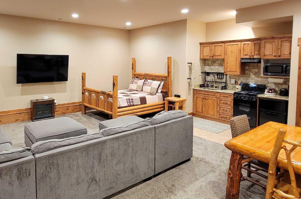 Island Park House | Adventurers Studio about 20 Mi to West Yellowstone!