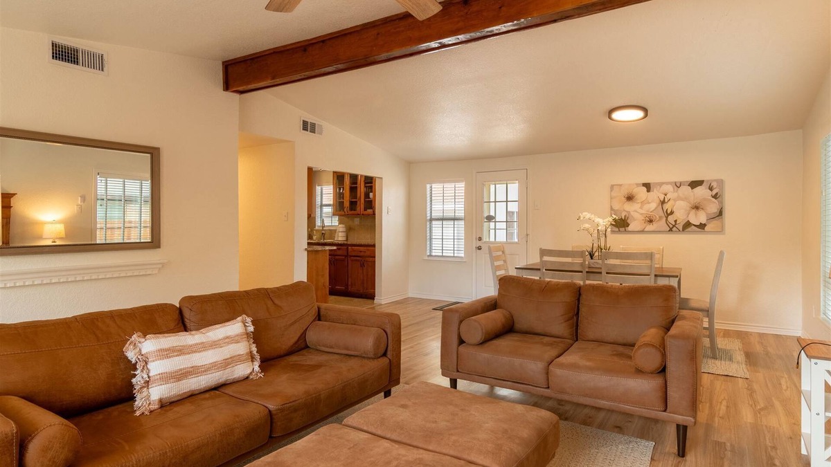 Flower Mound House | Adventurous Getaway! By the Lake