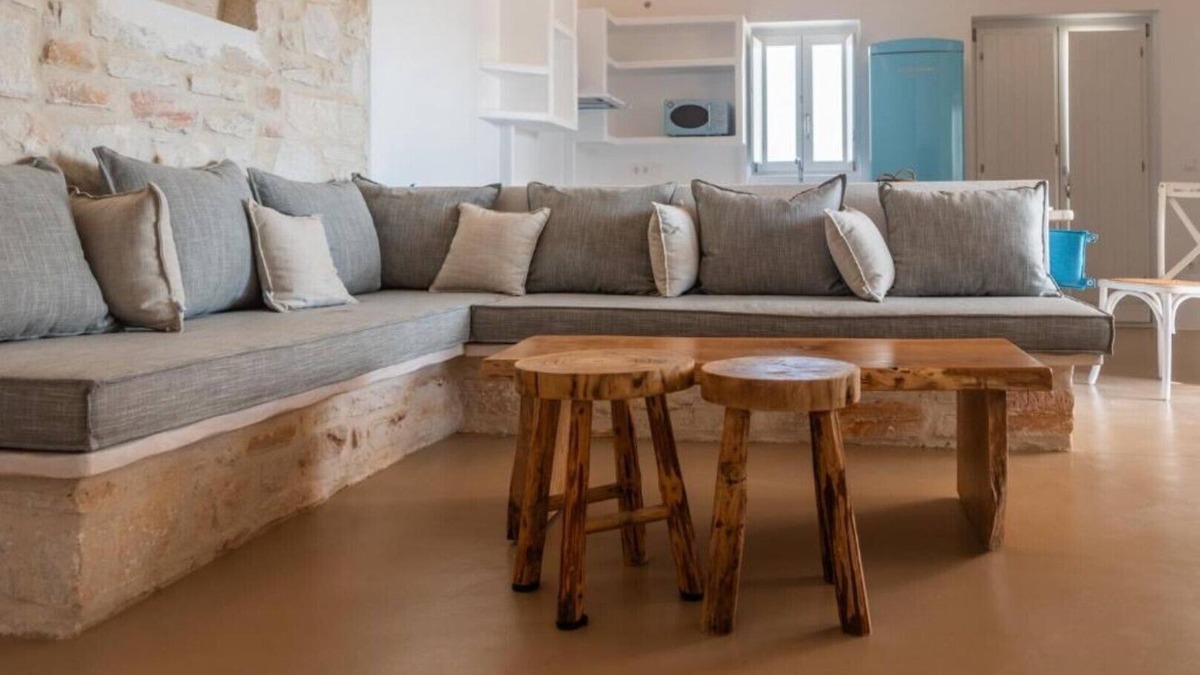 Piso Livadi Villa | Aegean Feelings - Luxury Villa Awe with Private Pool close to Piso Livadi Beach