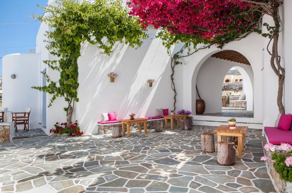 Folegandros Town Hotel | Aegeo Hotel